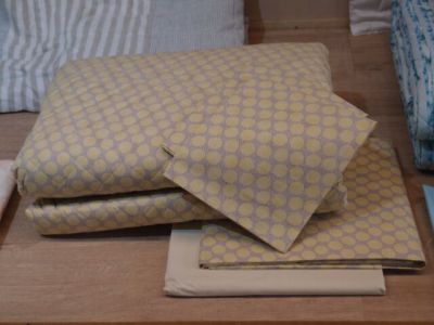 Lenzuola Matrimoniali 100% percalle di puro cotone – Completo letto - Kailua - GIallo - Somma